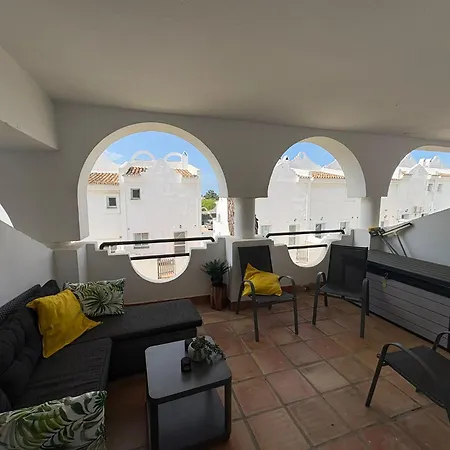 Vime V Sunny East Swimming Pool, Gym & - Eaw Homes ماربيا